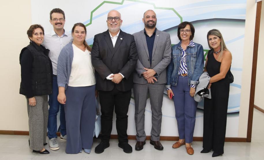 Paraná e Santa Catarina estreitam parceria para qualificar serviços de saúde