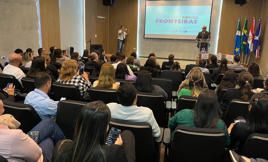 Paraná, Mato Grosso do Sul e Paraguai discutem vigilância em saúde nas fronteiras