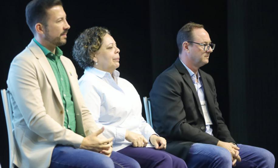 Evento discute implementação do Programa Mais Acesso à Especialistas no Paraná