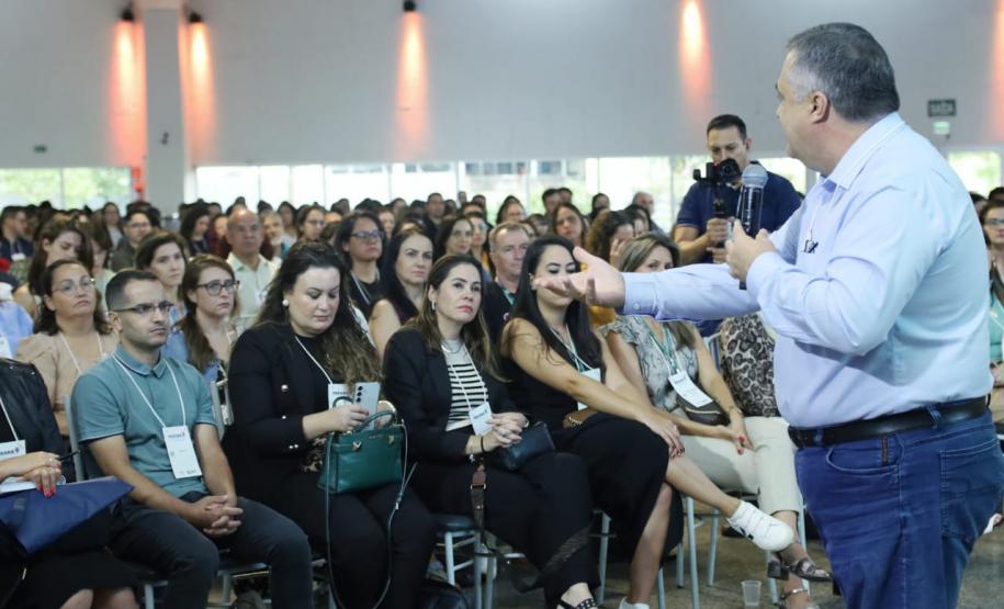 Evento discute implementação do Programa Mais Acesso à Especialistas no Paraná