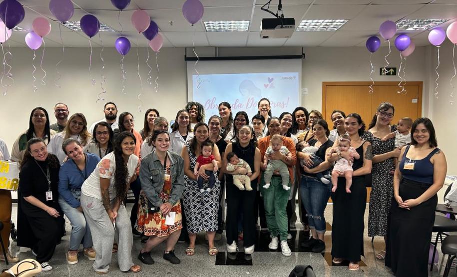 Banco de Leite do Hospital do Trabalhador promove encontro com doadoras