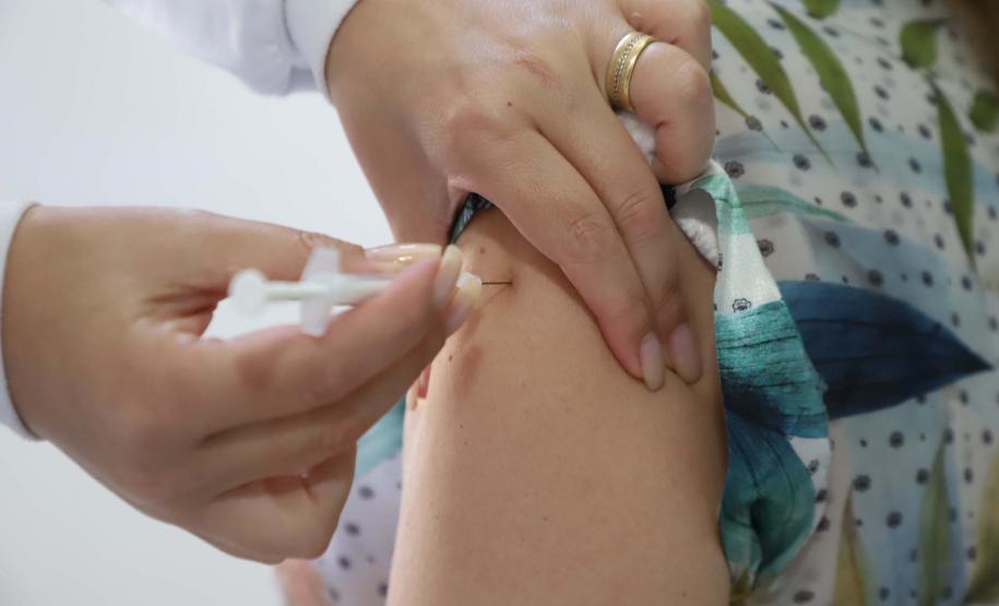 Dia D de multivacinação no Paraná será no sábado; meta é atingir 300 mil doses aplicadas