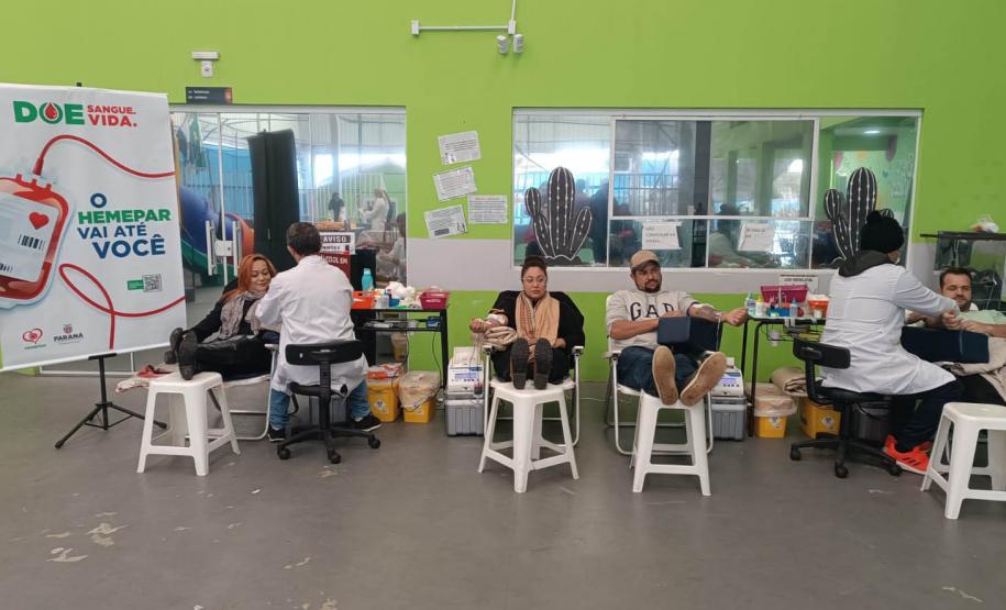 “Hemepar vai até você”: Paraná conta com serviço de coleta de bolsas de sangue