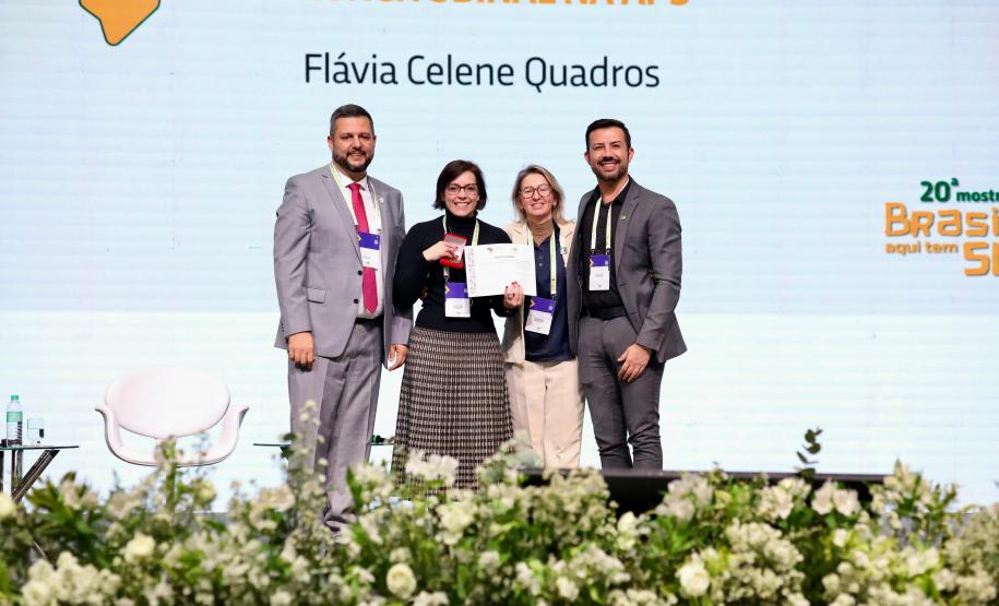 Iniciativas de municípios do Paraná são premiadas em congresso nacional de saúde