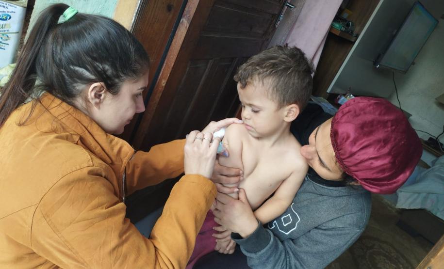 Sesa incentiva vacinação extramuros como estratégia para ampliar cobertura contra a gripe no Paraná
