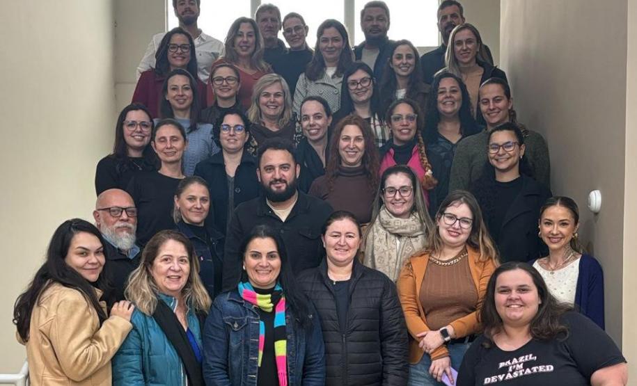 Com nova metodologia, Paraná capacita 80 profissionais para cuidados com a saúde mental