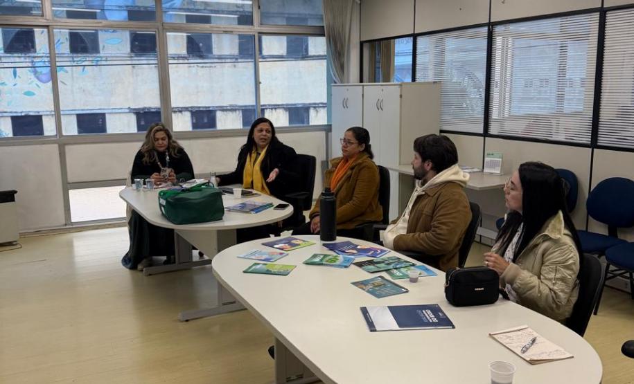 Paraná recebe profissionais do Mato Grosso do Sul para troca de experiências sobre cuidado à pessoa idosa