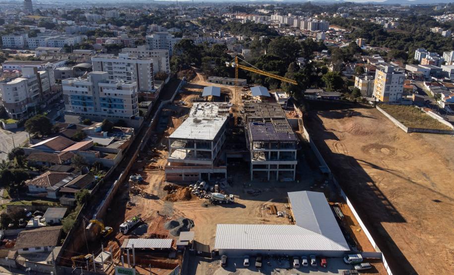 Com investimento de R$ 231 milhões, Paraná tem 11 maternidades em obras