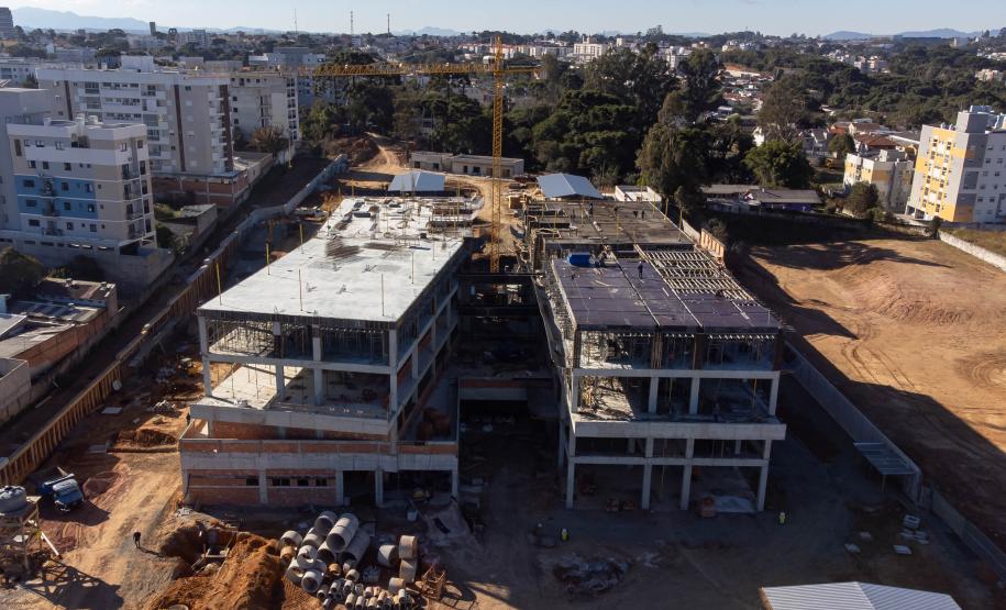 Com investimento de R$ 231 milhões, Paraná tem 11 maternidades em obras
