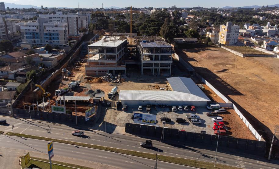 Com investimento de R$ 231 milhões, Paraná tem 11 maternidades em obras