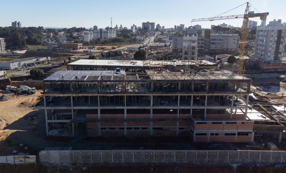 Com investimento de R$ 231 milhões, Paraná tem 11 maternidades em obras
