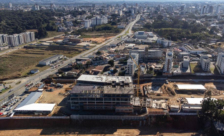 Com investimento de R$ 231 milhões, Paraná tem 11 maternidades em obras