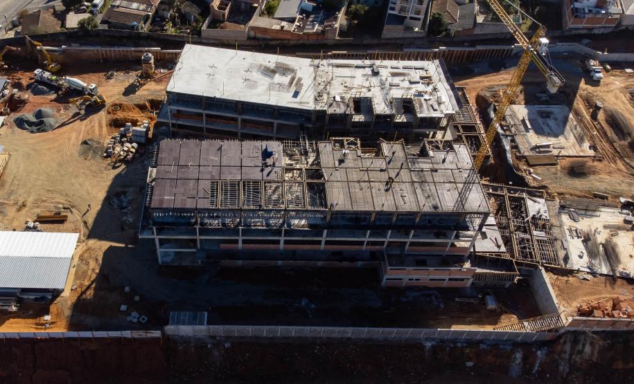 Com investimento de R$ 231 milhões, Paraná tem 11 maternidades em obras