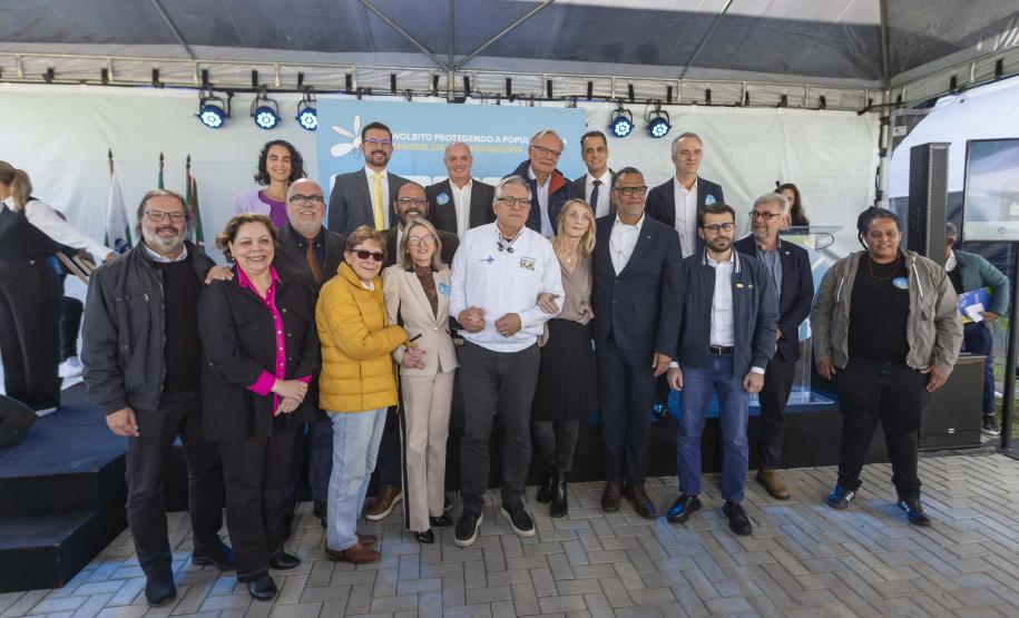 Paraná inaugura a maior biofábrica de mosquitos do mundo de combate à dengue