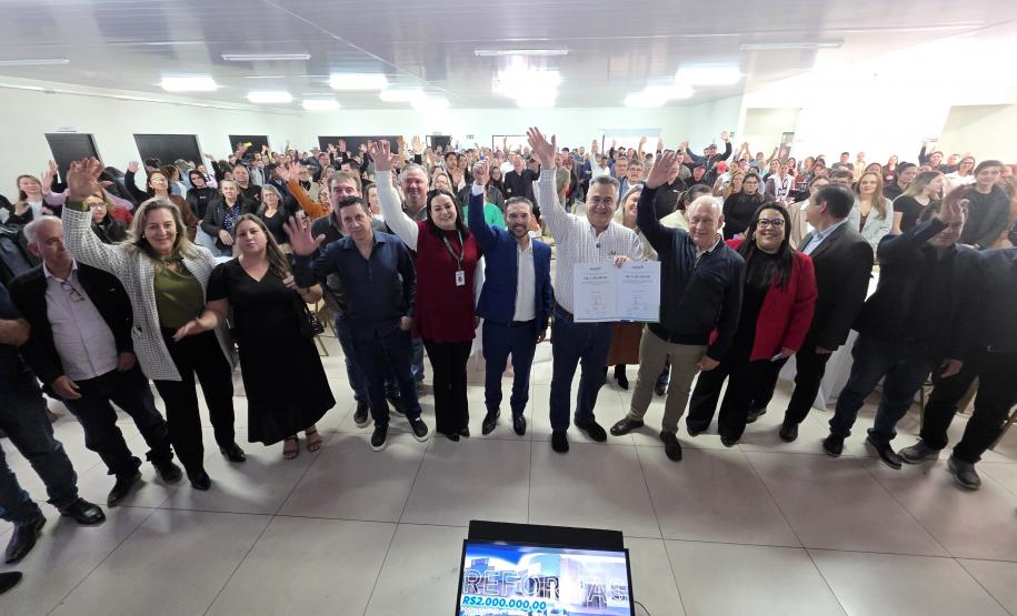 Estado anuncia nova UBS, 11 reformas e veículos de saúde de Santo Antônio do Sudoeste