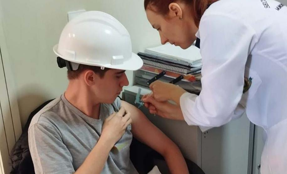 Com 3,5 milhões de pessoas vacinadas, taxa de detecção de Influenza cai para 4% no Estado
