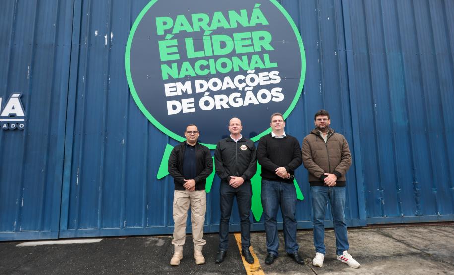 Comitiva do Piauí conhece programa de transporte aéreo de órgãos do Paraná