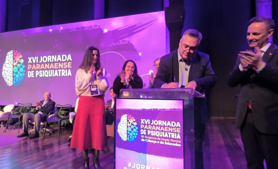 Aporte de R$ 30 milhões: Paraná amplia oferta de medicamentos gratuitos para saúde mental