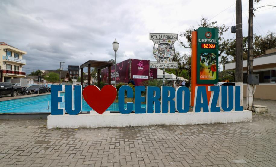 Carreta Saúde da Mulher zera fila para exames de mamografia em Cerro Azul