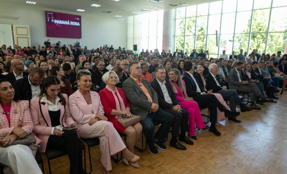 Paraná Rosa 2025 terá corrida, carreta, cartilha e ações integradas pela saúde da mulher