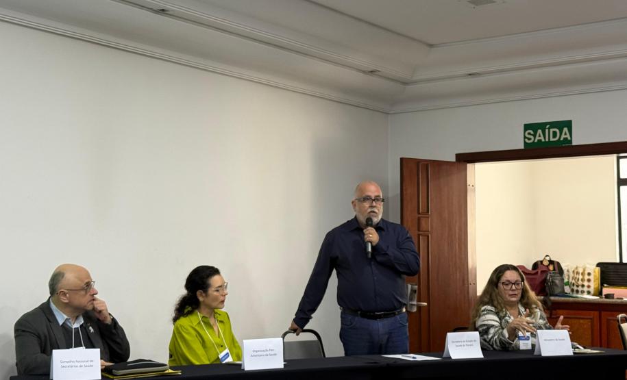 Paraná apresenta ações de enfrentamento das SRAGs para organizações nacionais e internacionais