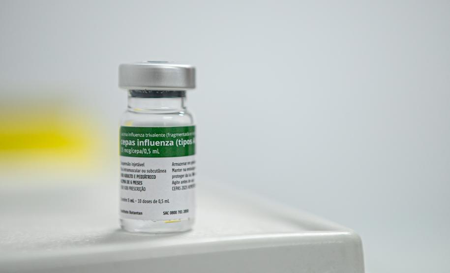 Com estratégia de vacinação, Paraná encerra estado de alerta para síndromes respiratórias