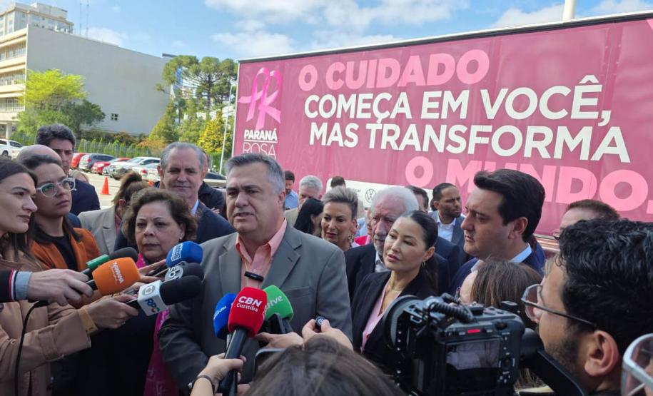 Paraná lança a mais completa unidade móvel de saúde da mulher do Brasil