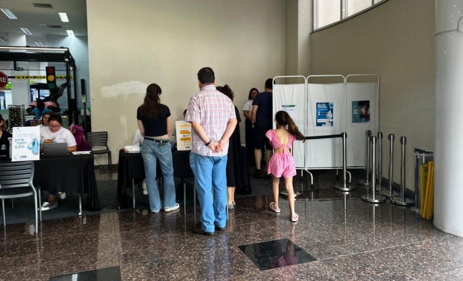 Dia D de Multivacinação mobiliza 10 mil profissionais em 1370 salas de aplicação pelo Paraná