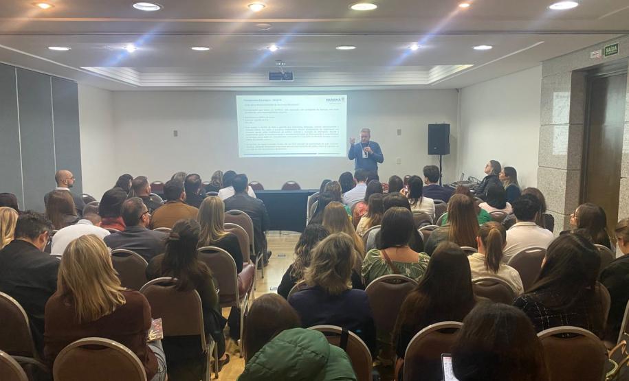 Paraná capacita 350 gestores e profissionais da Saúde no Agora Tem Especialistas