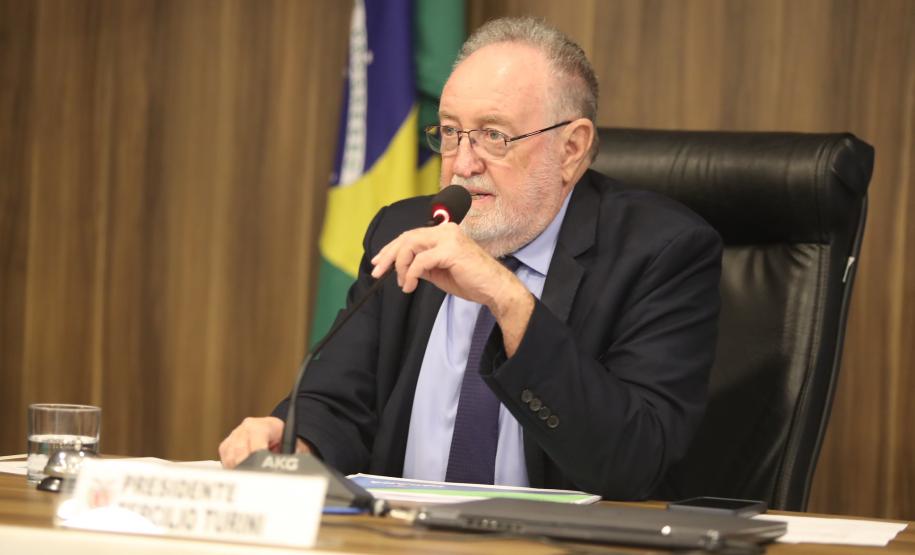 Investimento de R$ 1 bilhão em cirurgias eletivas é destaque de apresentação na Assembleia