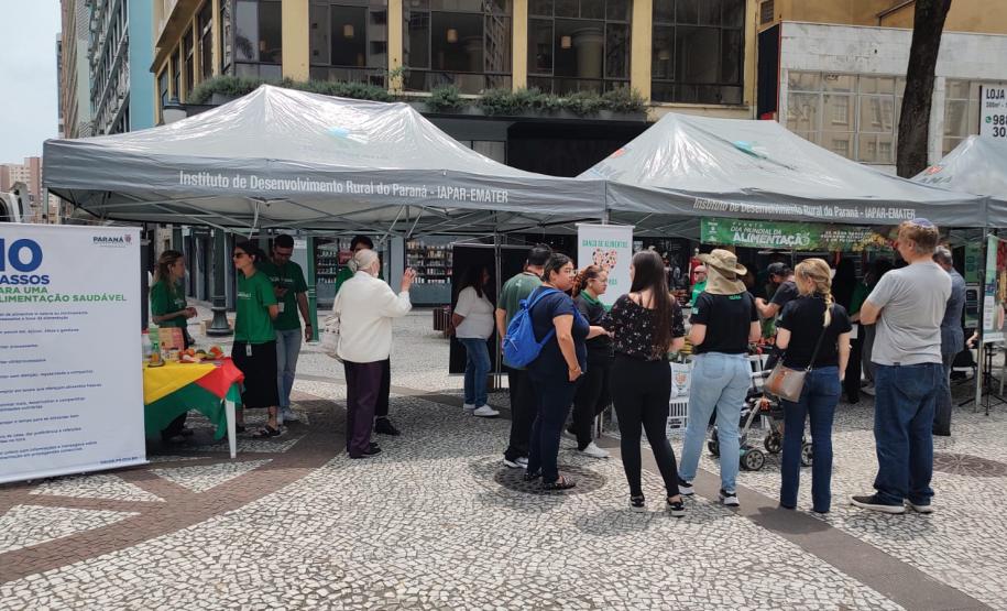 Ação sensibiliza população sobre a importância de uma alimentação saudável e sustentável