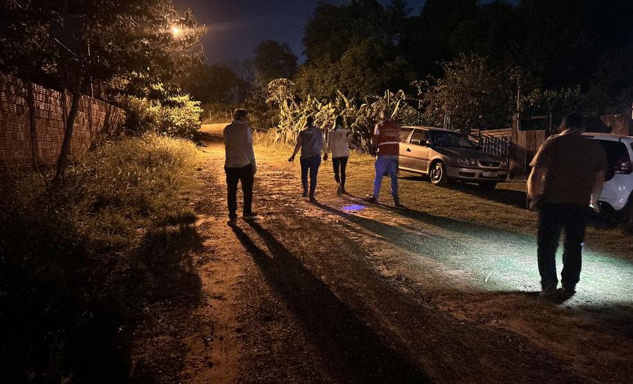 Ações noturnas resultam na captura de 3,3 mil escorpiões na região de Jacarezinho