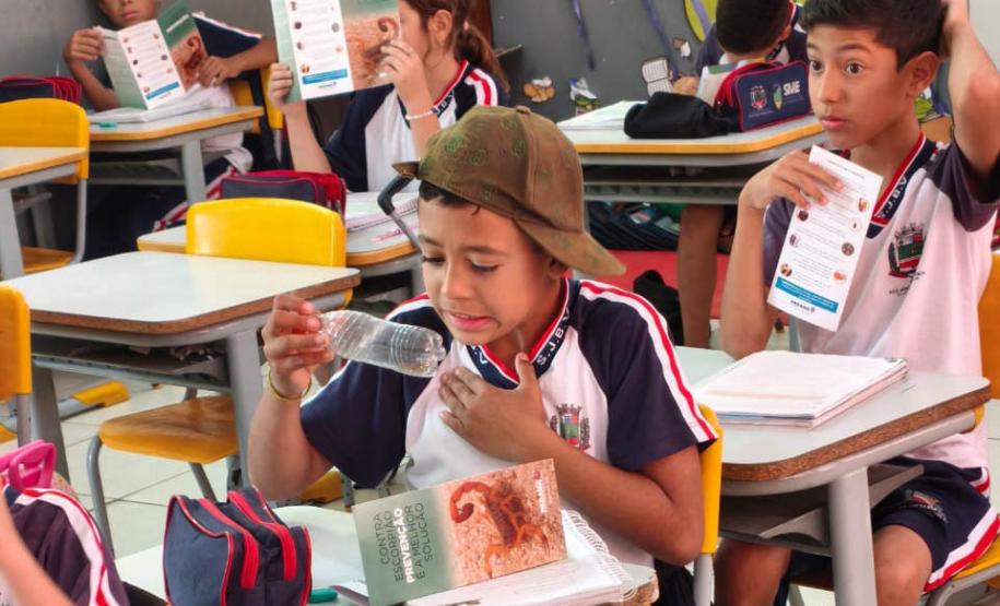 Força-tarefa contra escorpiões mantém mobilização e leva orientação às escolas