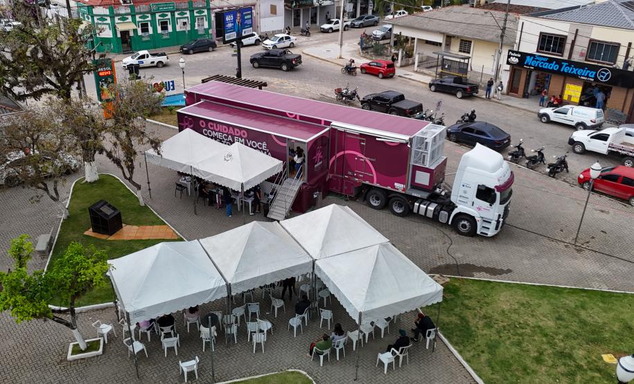Carreta Saúde da Mulher faz mais de 1,5 mil atendimentos em Santo Antônio do Caiuá