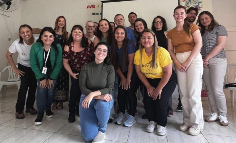 Equipe da APS de Teixeira Soares durante qualificação do treinamento para uso do Manual de Intervenções mhGAP (MI-mhGAP)