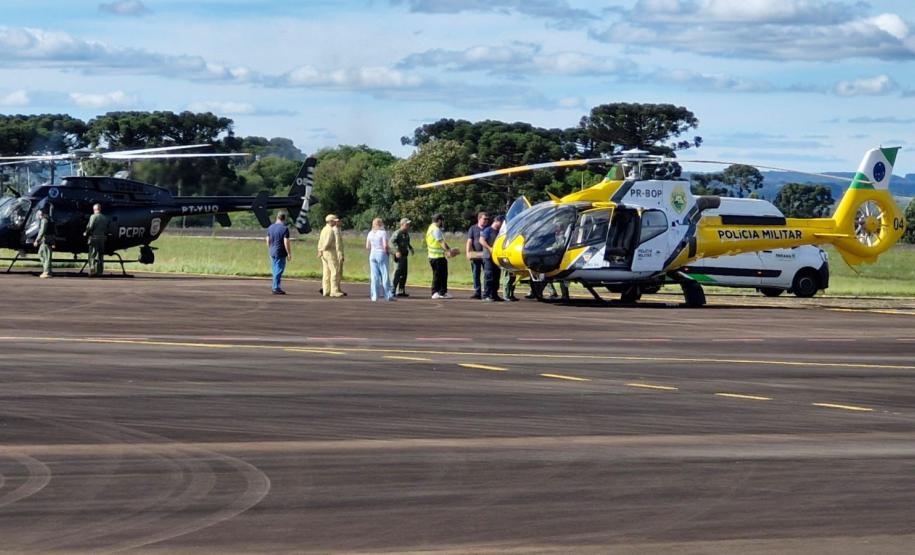 Com apoio aéreo, Estado leva milhares de insumos hospitalares para região de Rio Bonito do Iguaçu
