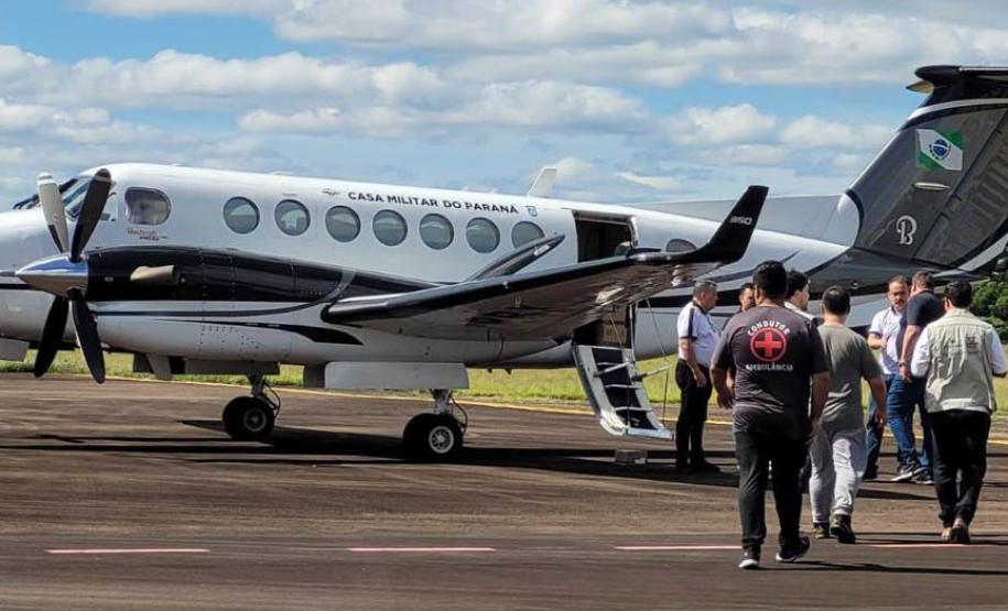 Com apoio aéreo, Estado leva milhares de insumos hospitalares para região de Rio Bonito do Iguaçu