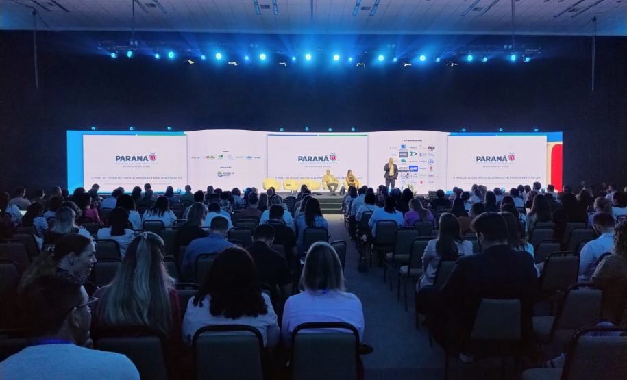 Debate sobre investimentos em saúde abre o 3º dia do 37º Congresso do CONSEMS/PR em Foz do Iguaçu