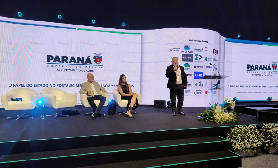 Debate sobre investimentos em saúde abre o 3º dia do 37º Congresso do CONSEMS/PR em Foz do Iguaçu