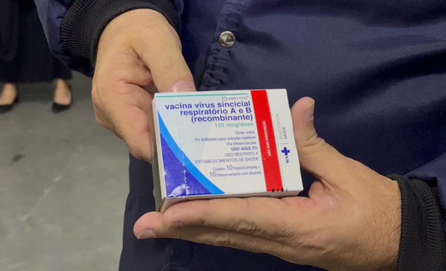 Primeiras vacinas contra o vírus sincicial respiratório chegam ao Paraná