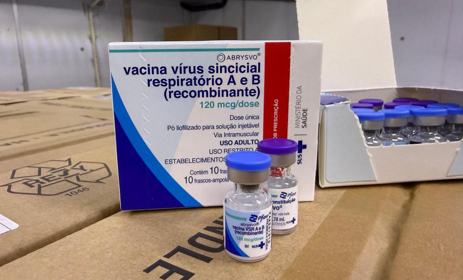 Primeiras vacinas contra o vírus sincicial respiratório chegam ao Paraná