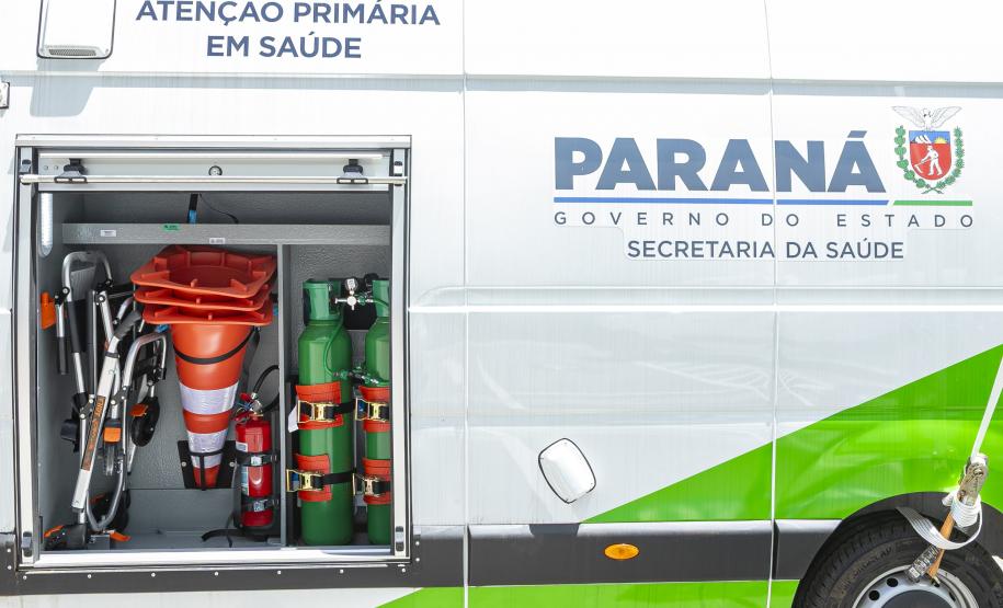 Governador entrega 150 ambulâncias com UTIs para todas as regiões do Paraná