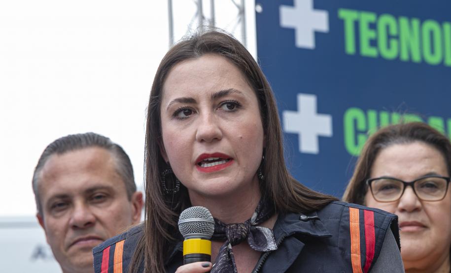 Governador entrega 150 ambulâncias com UTIs para todas as regiões do Paraná