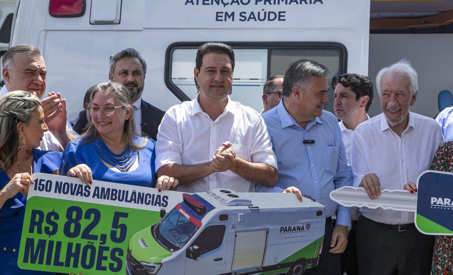 Governador entrega 150 ambulâncias com UTIs para todas as regiões do Paraná