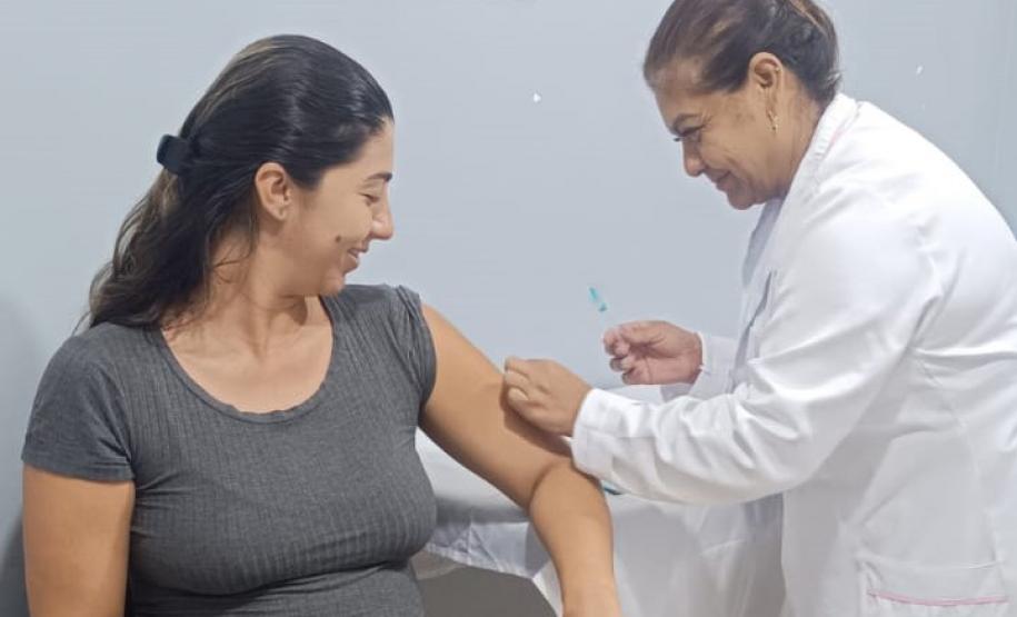 368 cidades do Paraná já aplicam doses da vacina contra o Vírus Sincicial Respiratório