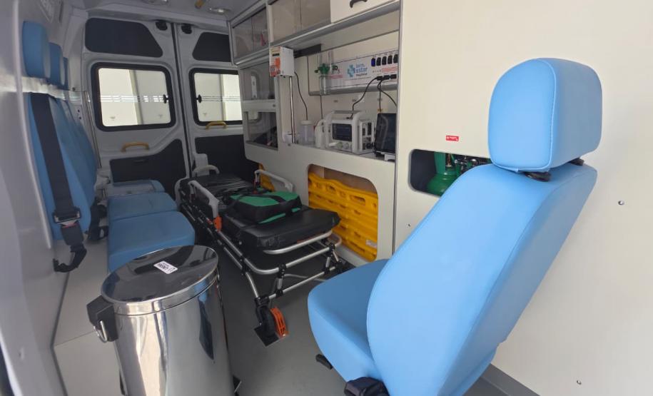 Governador entrega 150 ambulâncias com UTIs para todas as regiões do Paraná