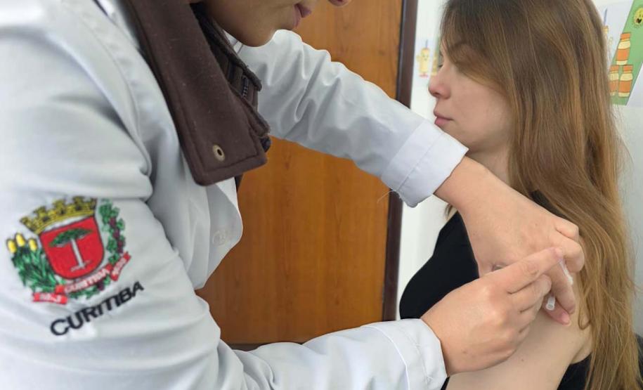 Paraná inicia vacinação contra Vírus Sincicial Respiratório 48 horas após receber doses