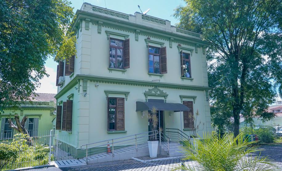 Doenças infecciosas: Hospital Oswaldo Cruz chega aos 98 anos como referência estadual