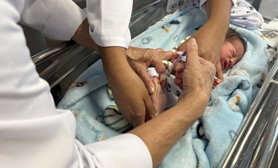 Maternidades do Paraná iniciam uso de novo medicamento para prevenir vírus sincicial em bebês