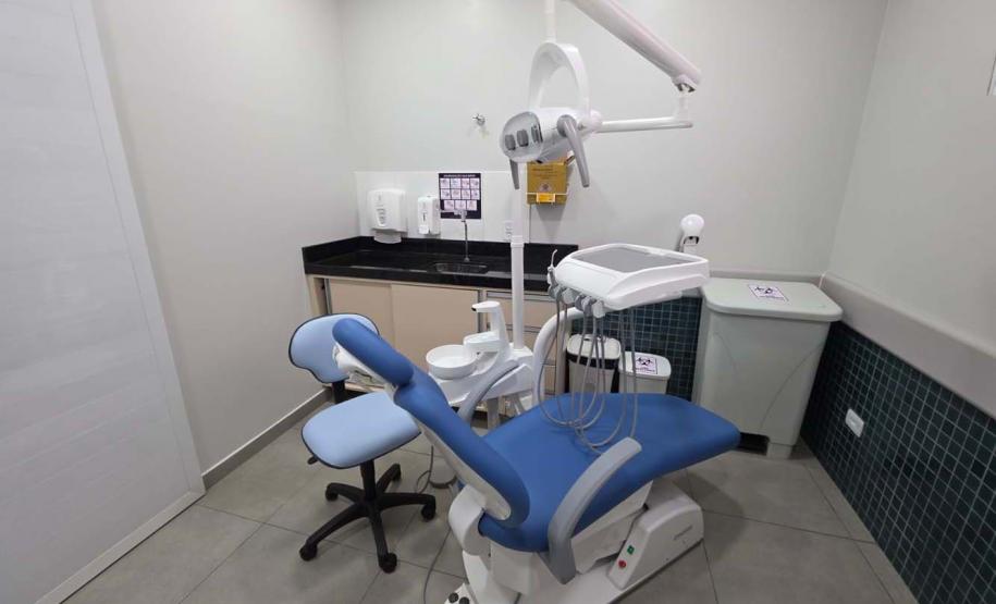 Estado inaugura Unidade de Saúde da Família em Cascavel e entrega 18 veículos